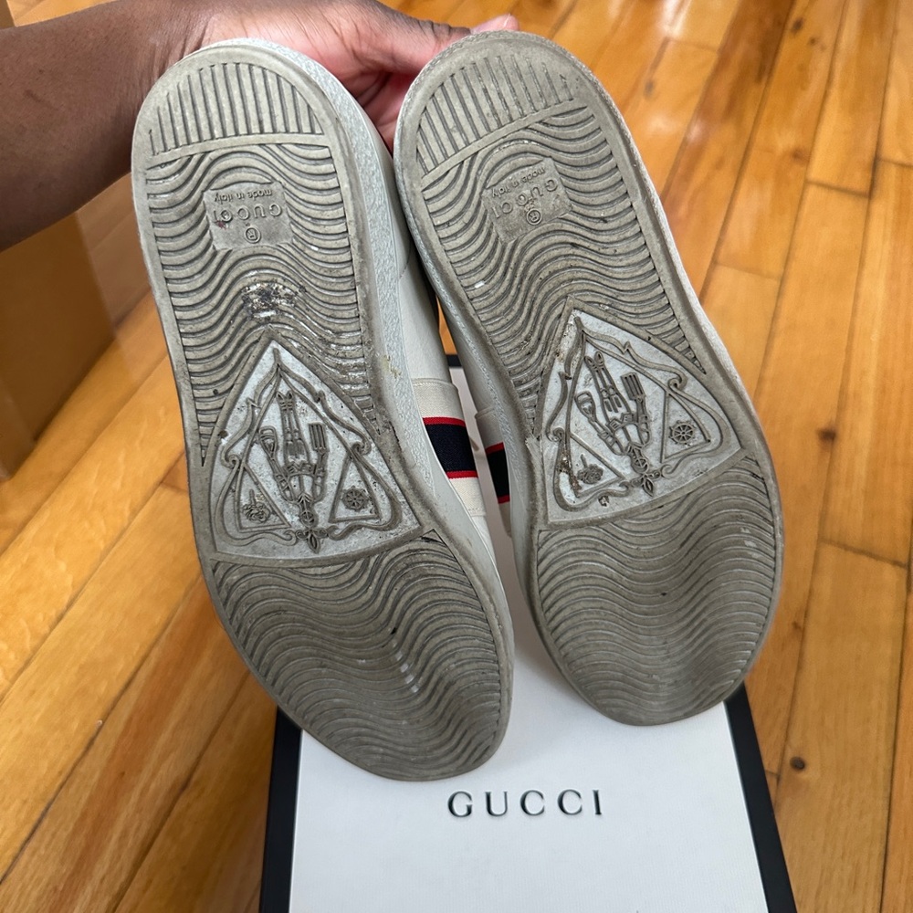 Gucci Cream and Red Logo Sneakers - Picture 7 of 7